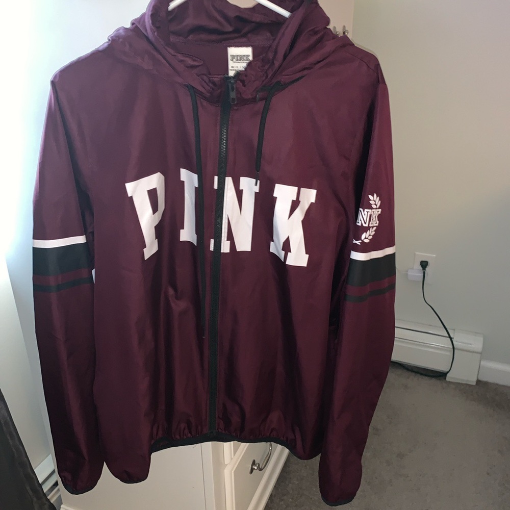 VS PINK windbreaker